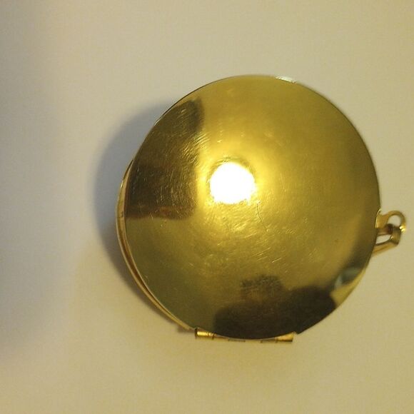 Vintage Victorian lady in blue locket - Picture 4 of 6